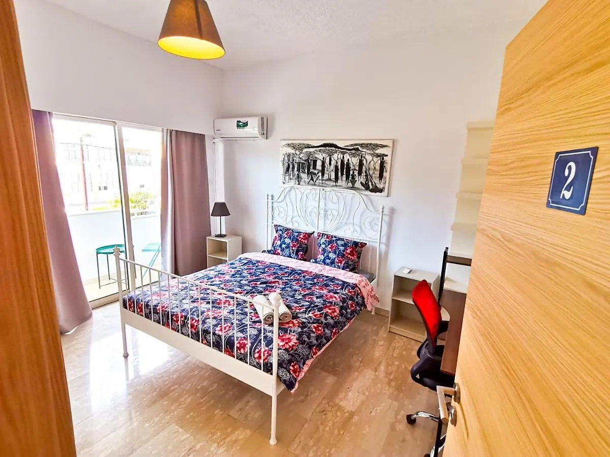 Kwatera prywatna Central Square Nomadic Rooms Larnaca