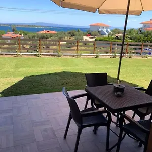 https://thealos-rooms.hotelschalkidiki.net