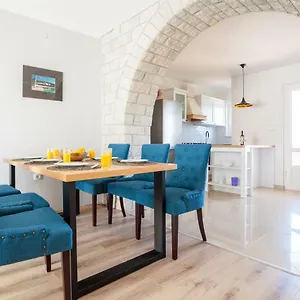 holiday-apartment-ivica.primorje-gorskikotar.com/